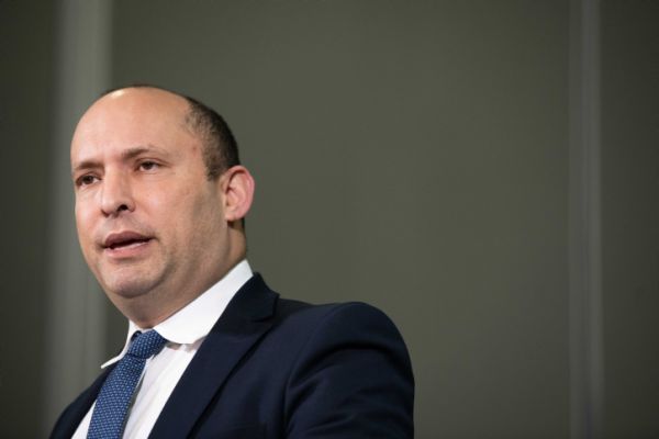 בנט: "8 שנים בממשלות נתניהו מסתיימות היום"