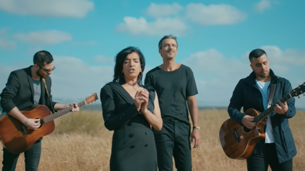 "חיפשנו דרך לקרב": עידן חביב ודיקלה בסינגל חדש