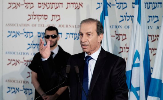 יוצר פולישוק: אתה כותב סדרה מופרכת שמתממשת