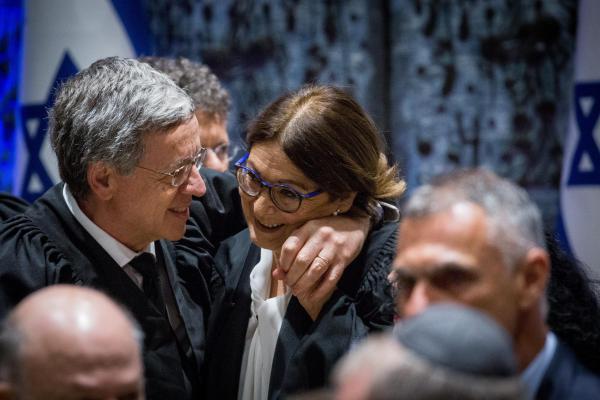 היועמ"ש יגיב: נשיאת העליון תפסול את השופט מני מזוז?