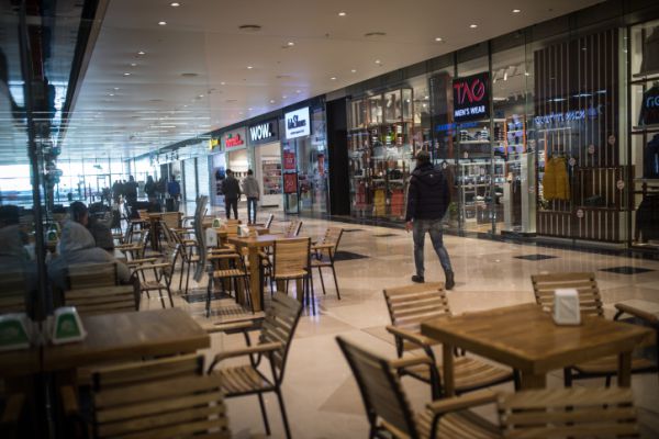 עימות לגבי ל"ג בעומר: פתיחת קניונים הוקדמה