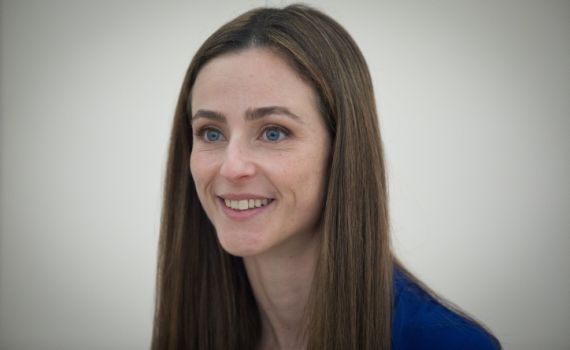 לחמה למען קשישים ותכהן כשרה לשוויון חברתי