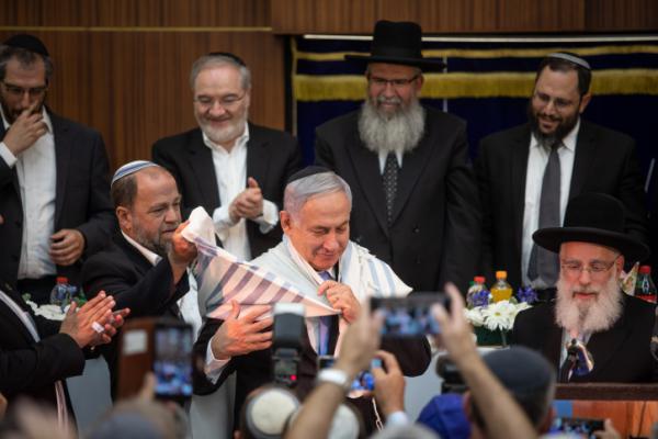 נתניהו הכריע: ובתי הכנסת נפתחו