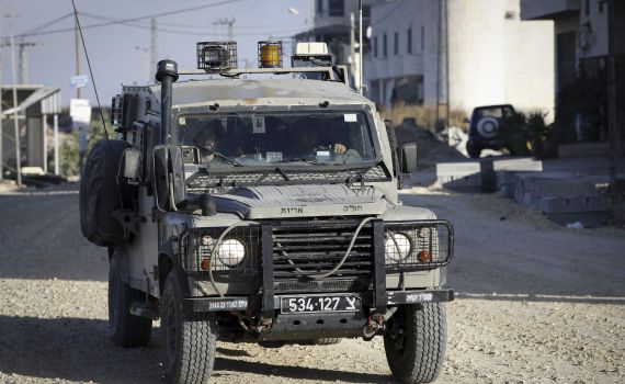 פיגוע בבנימין: המחבל נורה אך הצליח להימלט