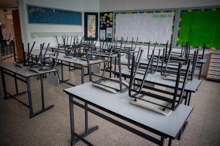 נתניה: בגלל העירייה, תלמידות סרוגות נשארו בבית