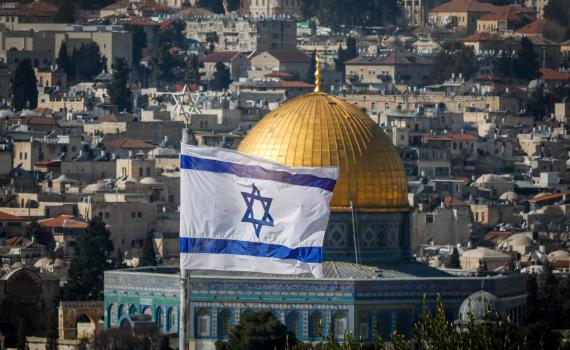 נחקר על הערה לשוטר בהר הבית ויצא עם סימני אלימות