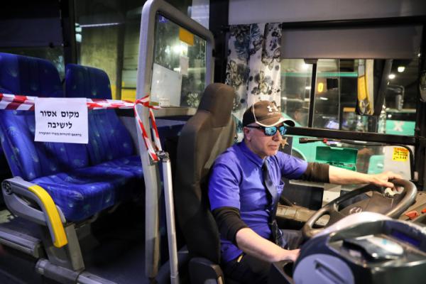 בשורה לנוסעים באוטובוסים: הגבלת הנוסעים תופחת