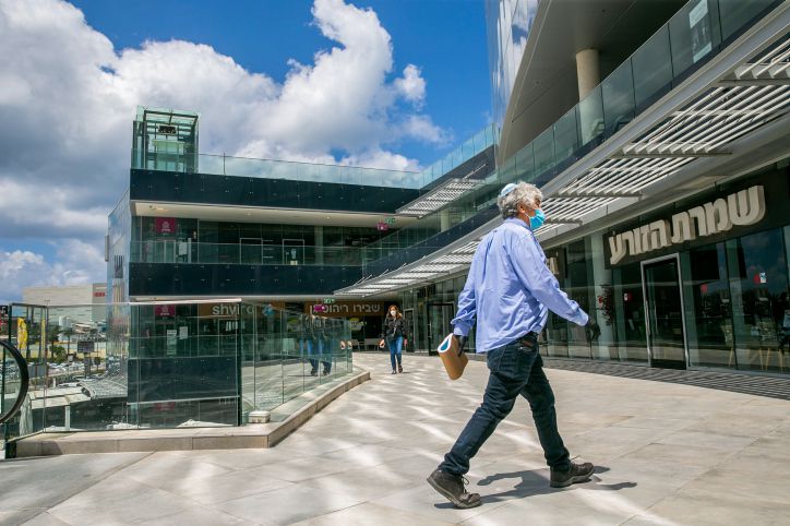 אושר: עובדים מעל גיל 67 יוכלו לחזור למקום העבודה