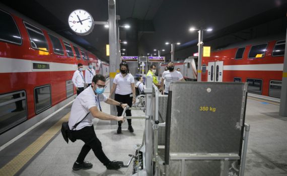 'הסגר השקט': לראשונה צמצום בתחבורה הציבורית