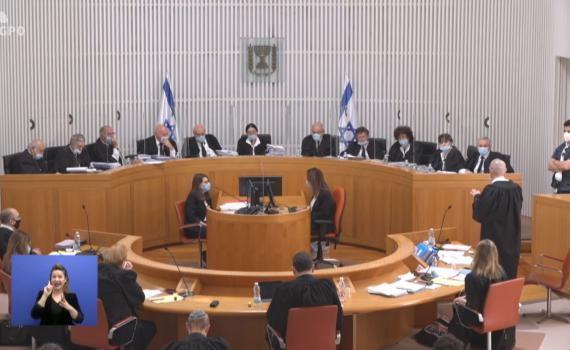 ניגודי העניינים של שופטי בית המשפט העליון נחשפים