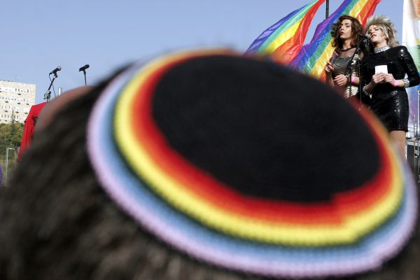 להט"ב דתי זה אוקסימורון בדיוק כמו צמחוני בשרי