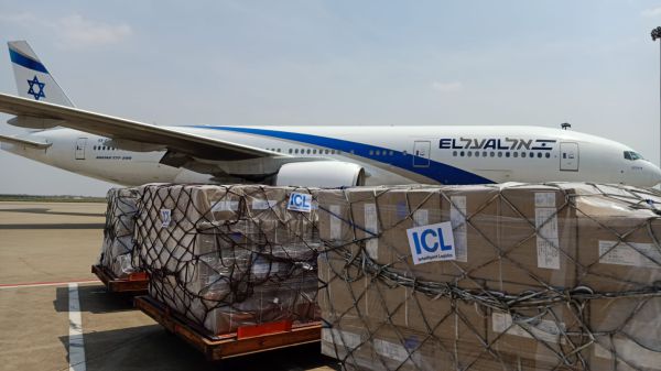 מסייעים למאבק הקורונה: אל על תפעיל טיסות מווהאן