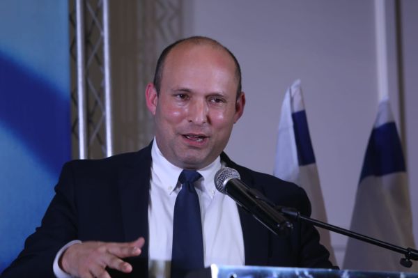 "ממשלת שמאל של נתניהו, רוצה גמדים מוחלשים"