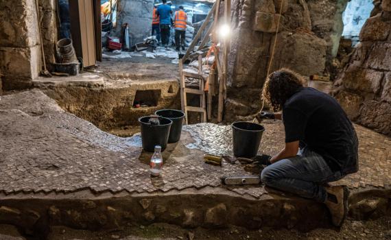 מערכת תת קרקעית מימי בית שני התגלתה ליד הכותל