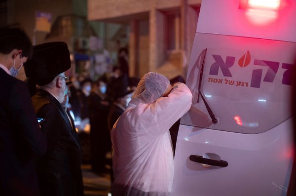 טרגדיה: נפטר מקורונה והותיר אלמנה ו-12 יתומים לבד