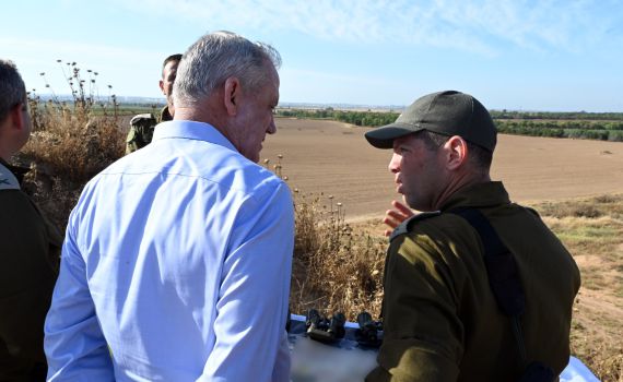 לראשונה בתור שר הביטחון: גנץ ביקר בעוטף עזה