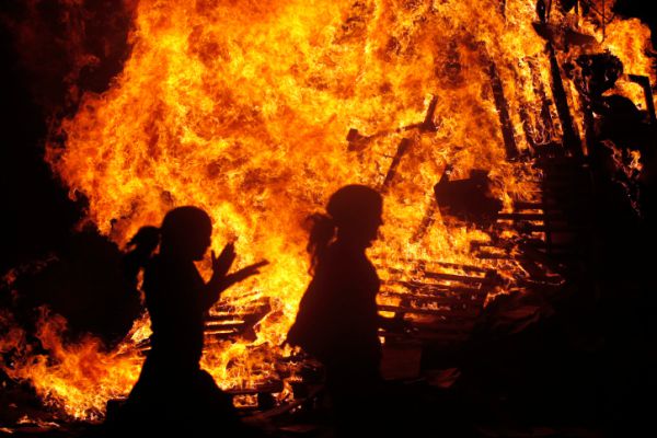 תיקון עולם באמצעות אהבה בוערת ולא שנאה יוקדת