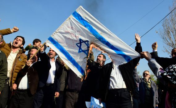 מאיימים בהשמדת יהודים – והעולם שותק | דעה