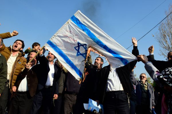 מאיימים בהשמדת יהודים – והעולם שותק | דעה
