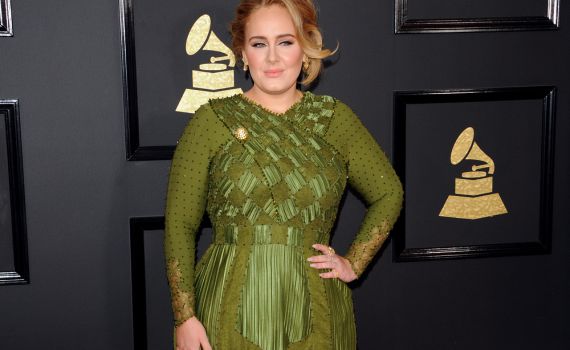 לאחר דיאטה: הזמרת הבריטית הדהימה את הרשת