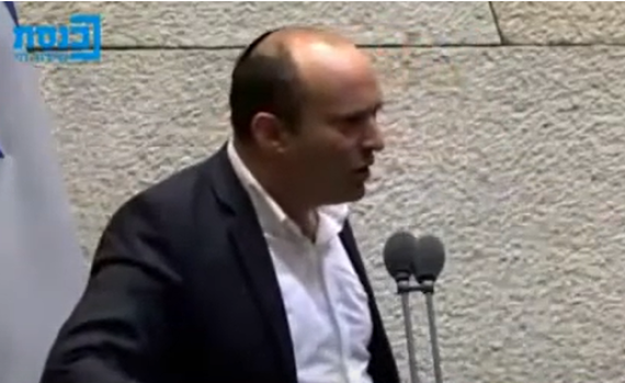 בנט במתקפה: "מה קרה לכם? נהיה לכם לב מאבן?״