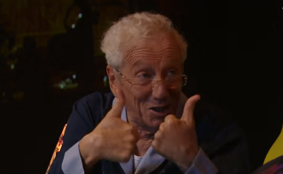 קורע: פרופסור יורם לס מגיע ל"זהו-זה". צפו