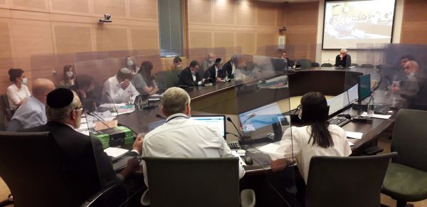 החוק הנורבגי אושר בוועדה, ההצבעה רק בשבוע הבא