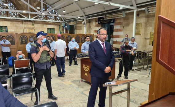 שר הדתות החדש בחברון: "נקדם תכנית סיורים בעיר"