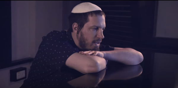 צפו: גדי פיינגולד בקליפ חדש מתוך הפרויקט המפתיע