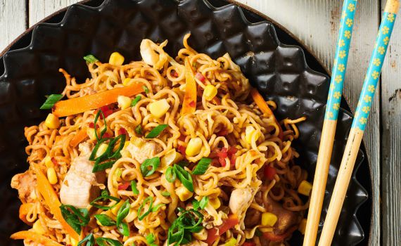 טעים וכיף: מתכון לנודלס שתשמחו להכין עם הילדים