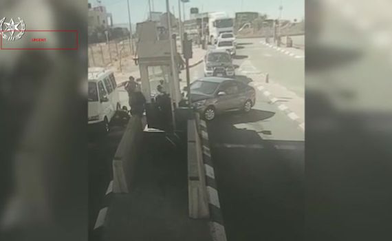 שוחרר התיעוד: המחבל מנסה לדרוס חייל