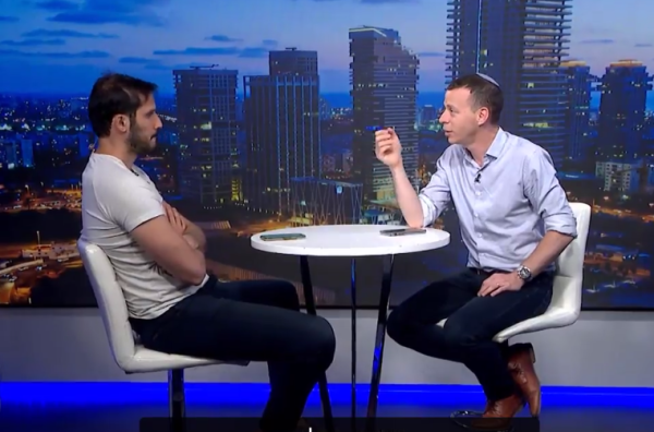 צפו: כשעמית סגל התארח אצל עמרי כספי