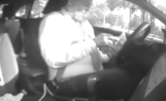 תיעוד: ראש מחלקת היבוא ברבנות צולם מקבל שוחד