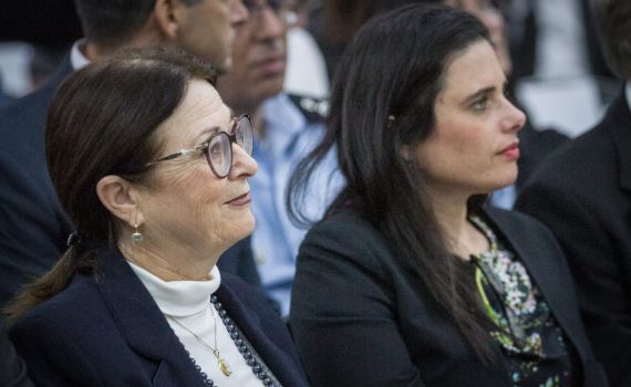 שקד מציעה: שופטים בניגוד עניינים יועמדו לדין