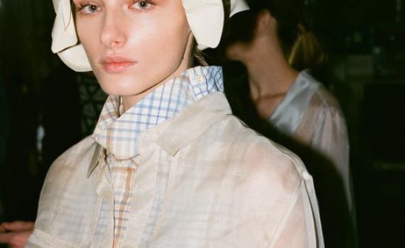 כיסוי ראש בהשראת מדוזה – יש דבר כזה