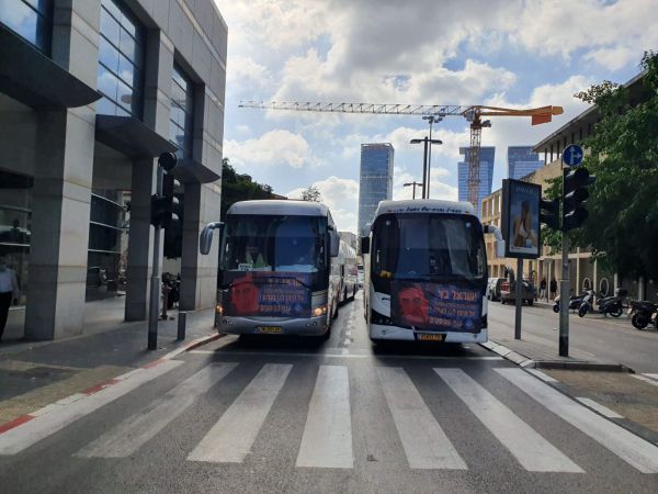 הבוקר: חסימות ועומסי תנועה בצירים מרכזיים