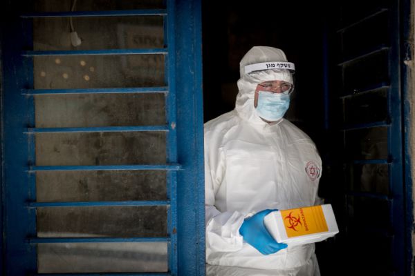 משרד הבריאות: בימים הבאים עליה חדה בנדבקים