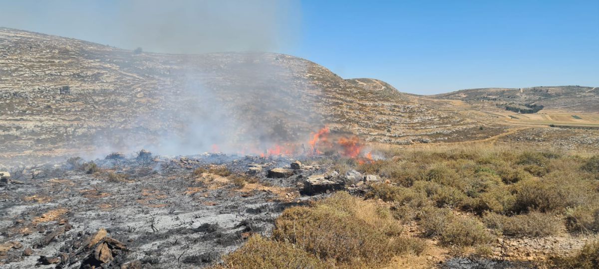 שריפה פרצה בבסיס סמוך ליישוב שילה