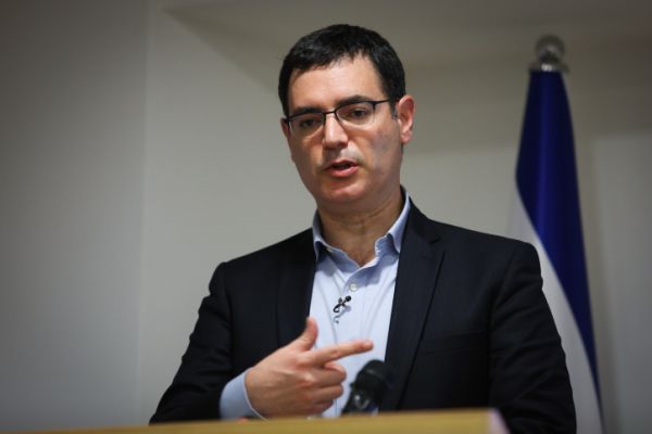 דרמה במשרד הבריאות: בר סימן טוב קורא לגרוטו להתפטר