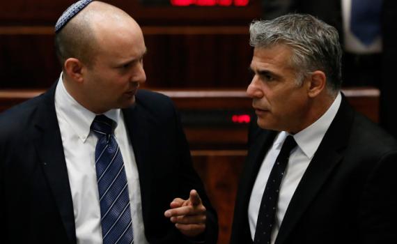 סקר מנדטים: לפיד נוסק; נתניהו חייב את בנט