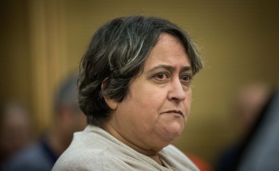 "לסגור כל מוסד חינוכי שאותר בו חולה קורונה"