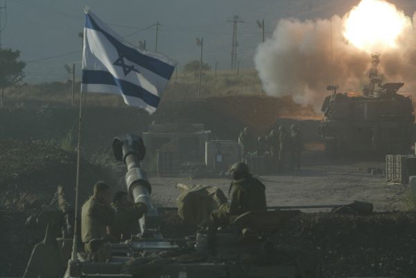 במטוסים ואש תותחים: צה"ל תוקף ברצועת עזה