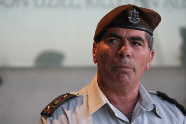 הקלטות אשכנזי: "כוכבי הוא טיפוס, אפנה לו כתף קרה"