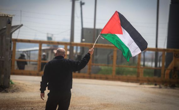 דיון בועדת חו"ב: הערבים משתלטים על שטחי C