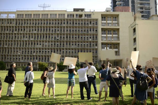 מכה להסתדרות: 700 עובדי חברת שינדלר עזבו