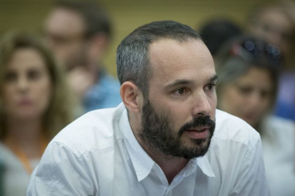 ארגון העיתונאים: הורדת 'קלמן סג"ל' – חשש למחטף