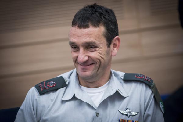 גנץ: "חייבים לאפשר את קידום מינוי הרמטכ"ל"