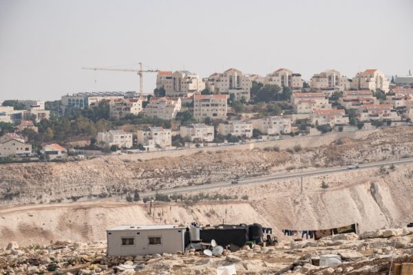 דיווח: ריבונות מינוס; תוחל תחילה רק על מעלה אדומים