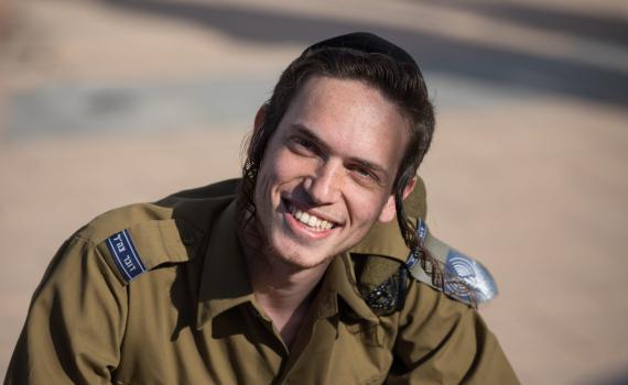 כתבי הרכילות שאלו: מלך ואלונה סער מכים שנית