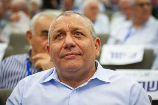 מחליף את גנץ: התפקיד החדש של גדי איזנקוט